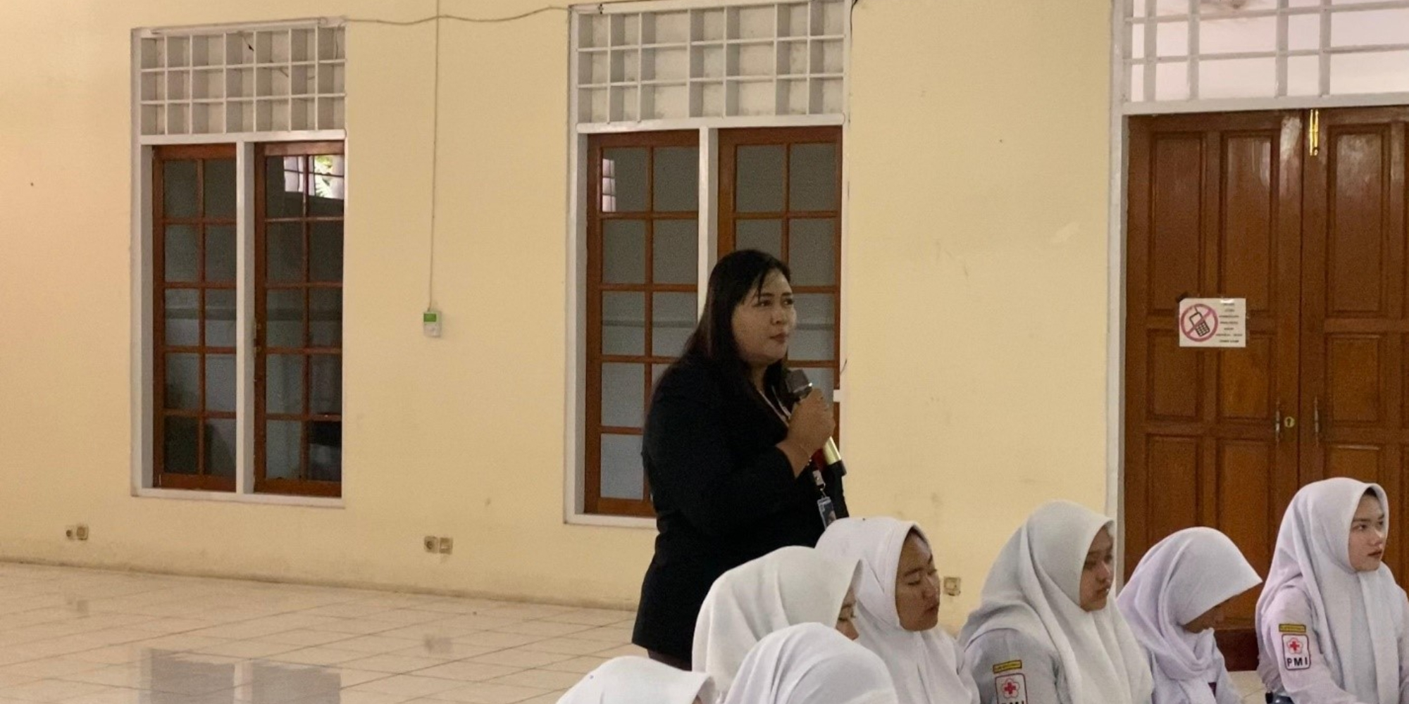 Seminar Character Building di SMK Farmasi Putra Bangsa